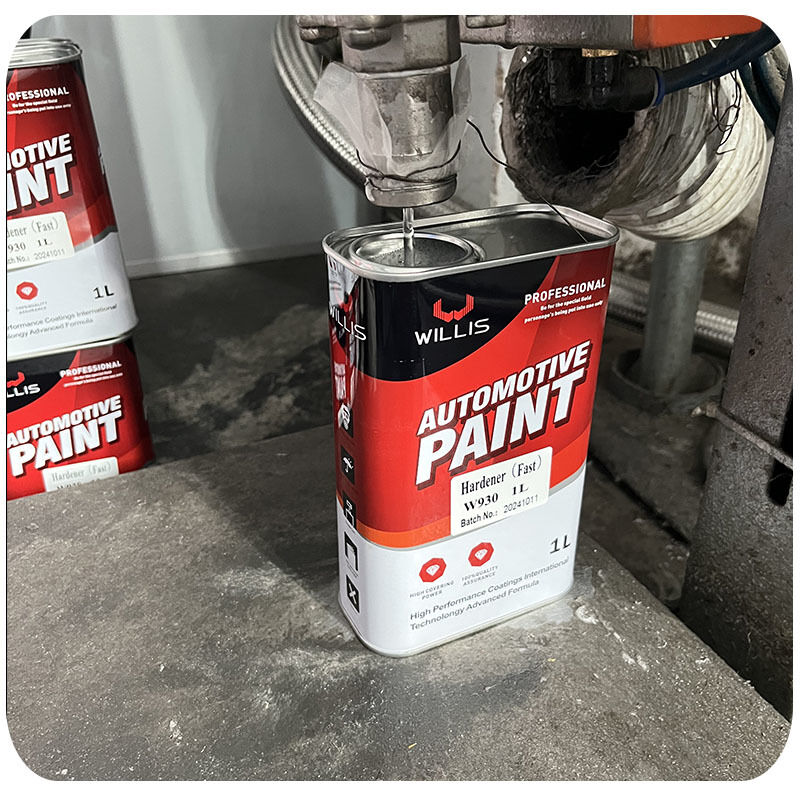 Alto teor sólido de pintura antiamarelada para automóveis fábrica de vernizes Exportado revestimento acrílico transparente para múltiplos usos